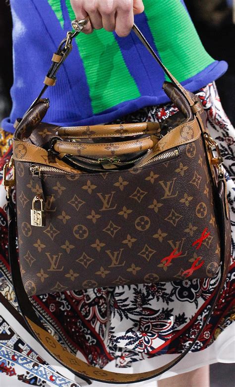 borse estive louis vuitton 2016|Louis Vuitton Fall/Winter 2016 Bag Collection .